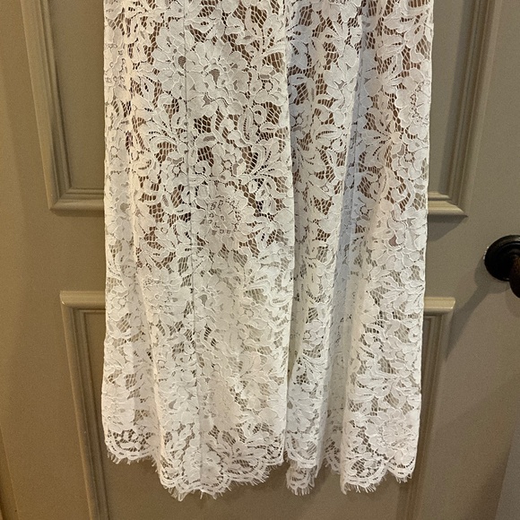 LULUS White Lace Maxi Long Dress with Nude Lining V-Neck Size Medium - Picture 3 of 10